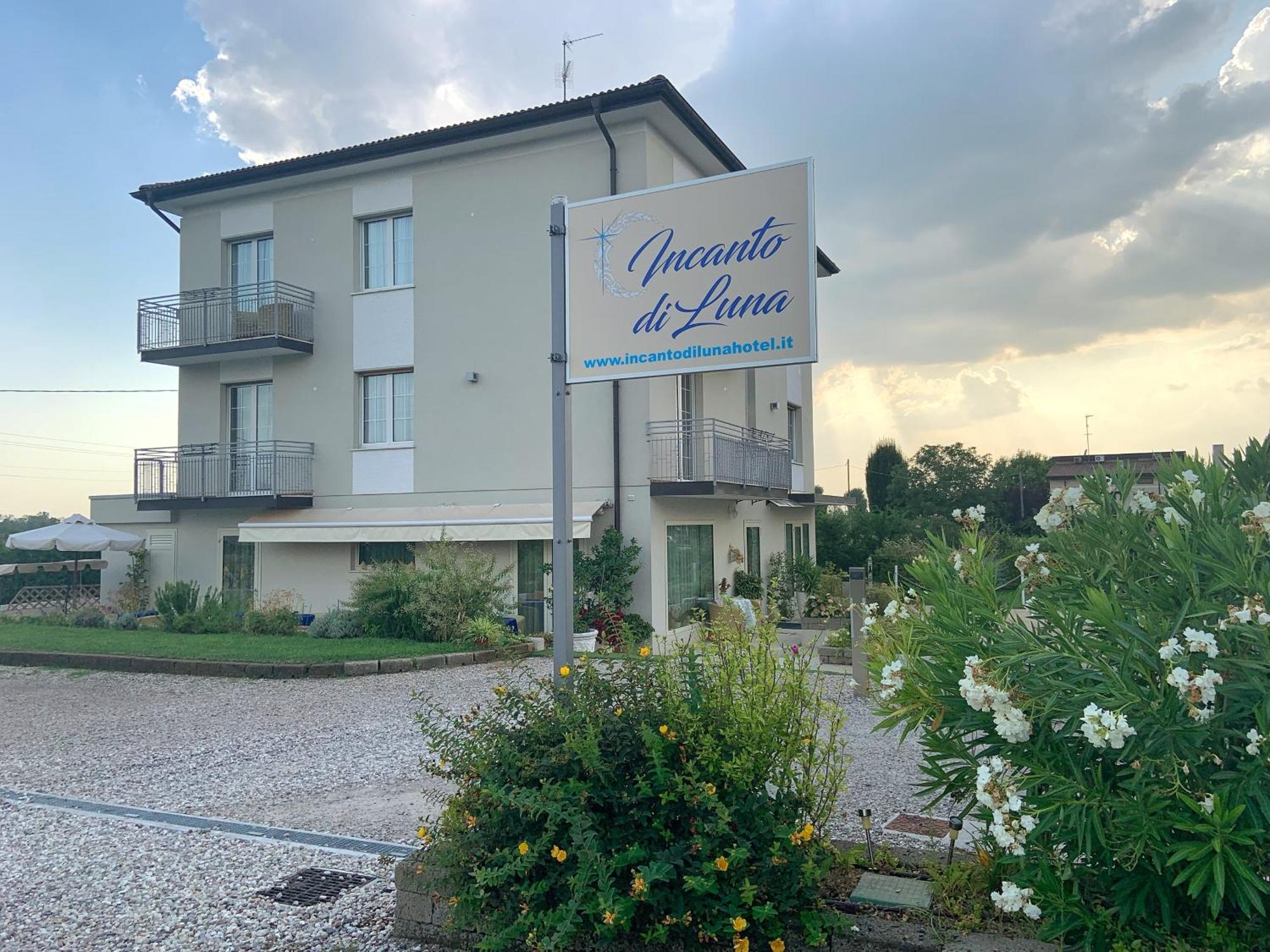 Incanto Di Luna Hotel Sirmione Eksteriør bilde