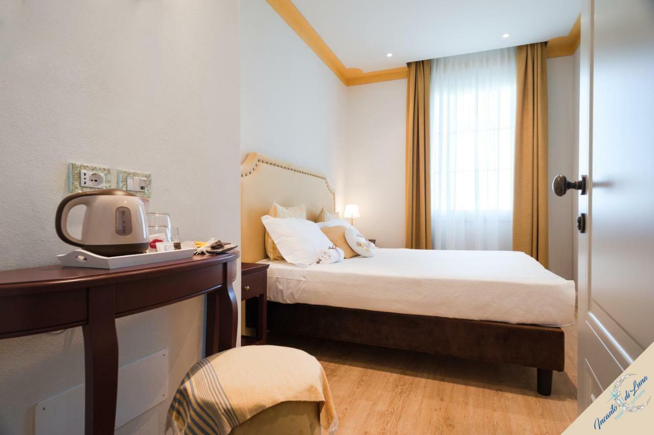 Incanto Di Luna Hotel Sirmione Eksteriør bilde
